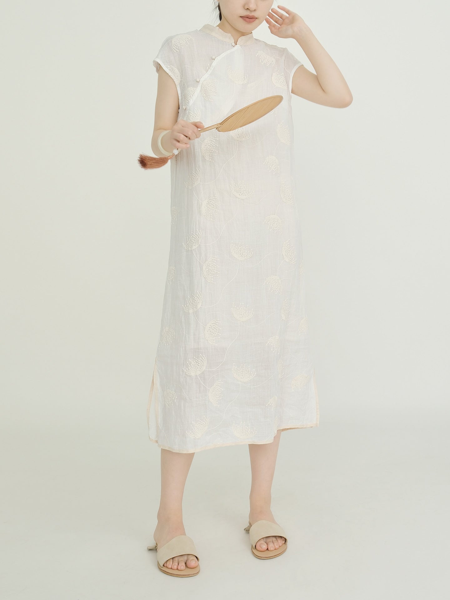 Fireflies Embroidered Cheongsam Dress in Off White