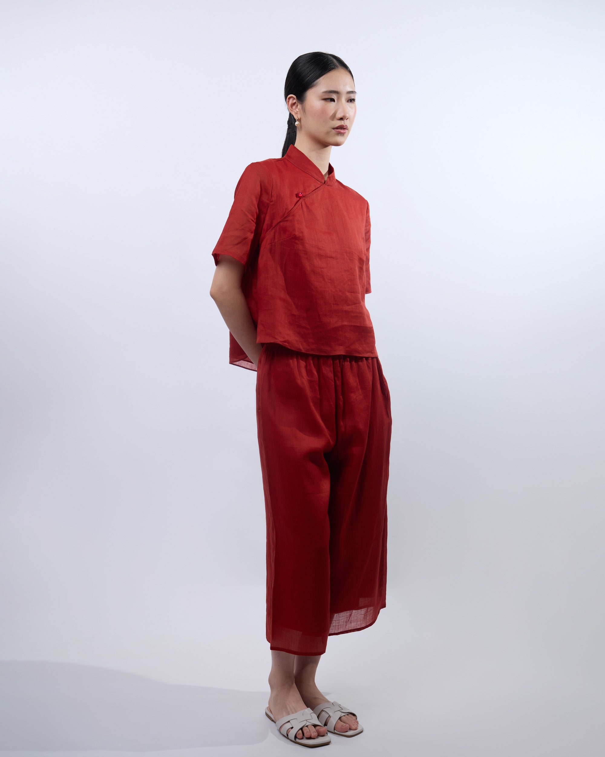 Short Sleeve Ramie Cheongsam Top in Brick Red
