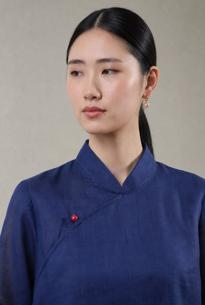 Short Sleeve Ramie Cheongsam Top in Dark Blue