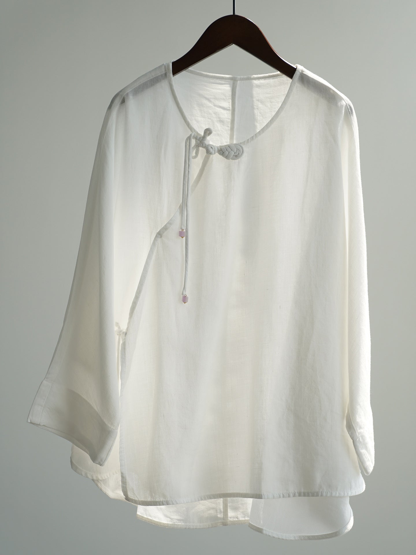 White Cheongsam Top with Pipa Button