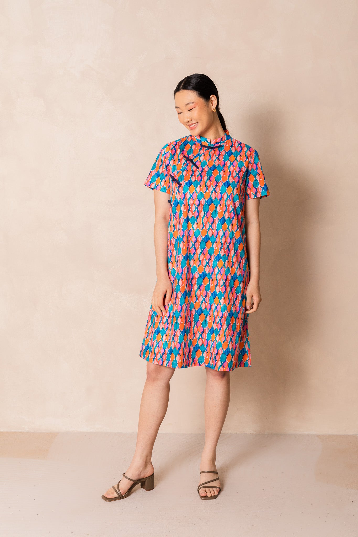 Water Colour Geometric Print Short Sleeve Cheongsam Midi Dress