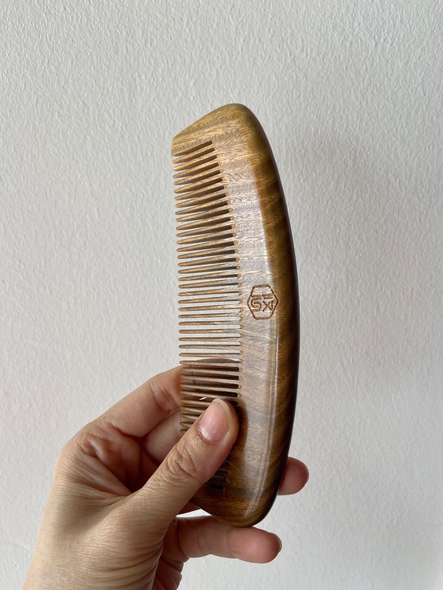 Handcrafted Verawood Comb (M)